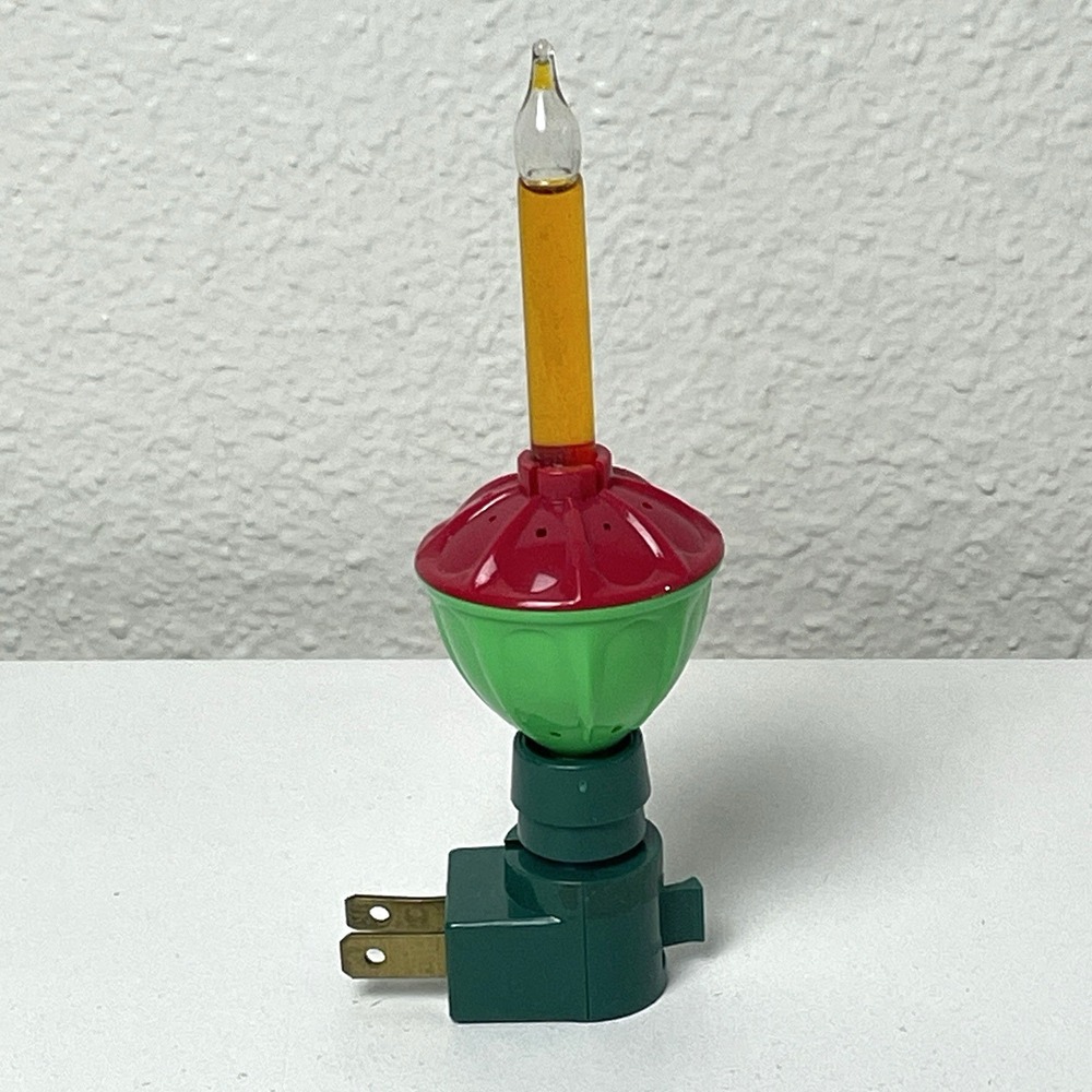 Christmas Plug In Night Light with On/Off Switch Tested Works Excellent - Picture 3 of 9